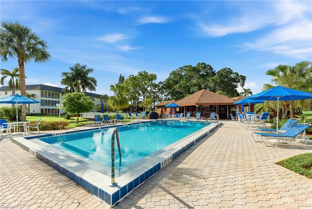 VISTA PALMS - Residential
