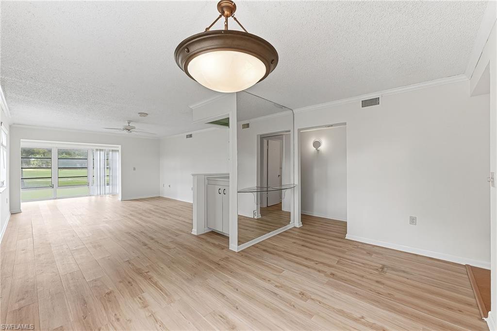 VISTA PALMS - Residential