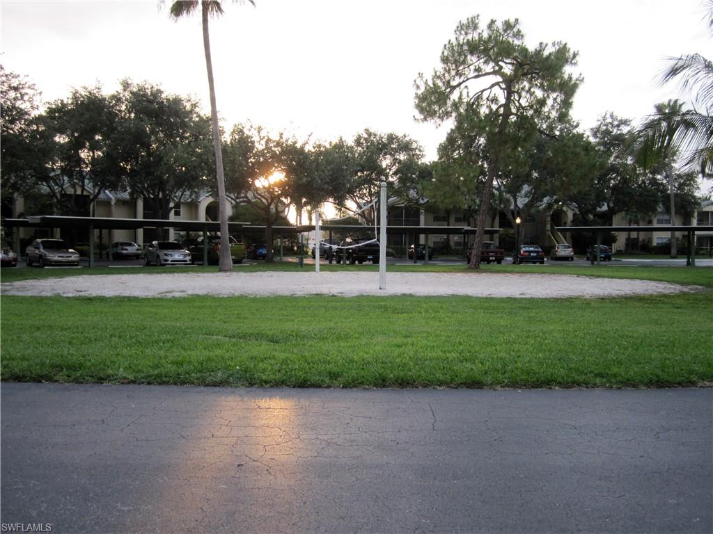 VENETIAN PALMS - Residential