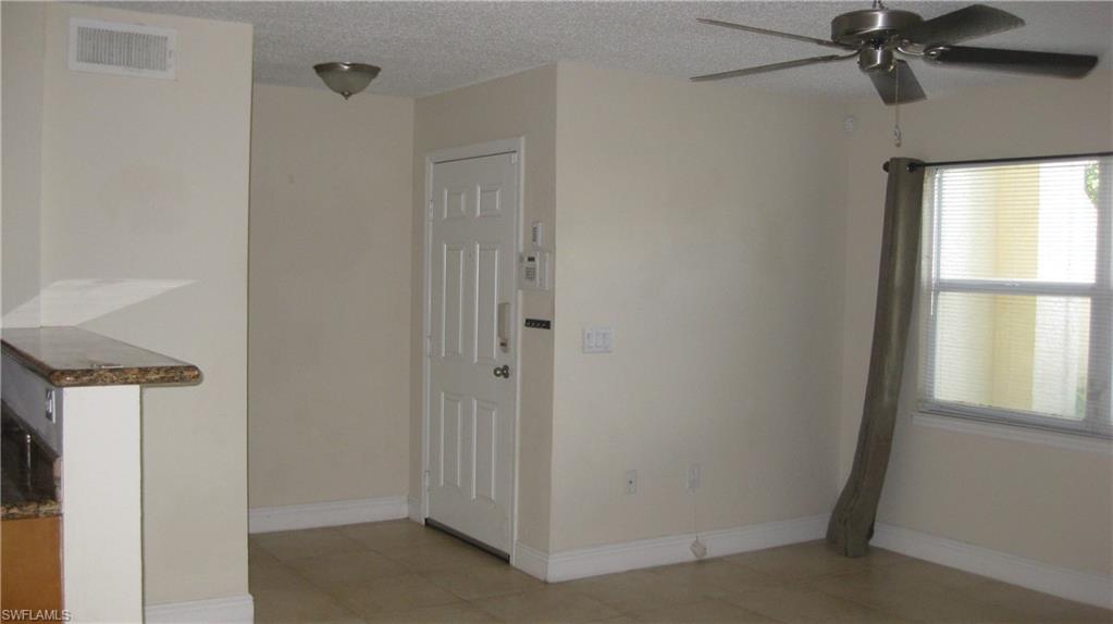 VENETIAN PALMS - Residential