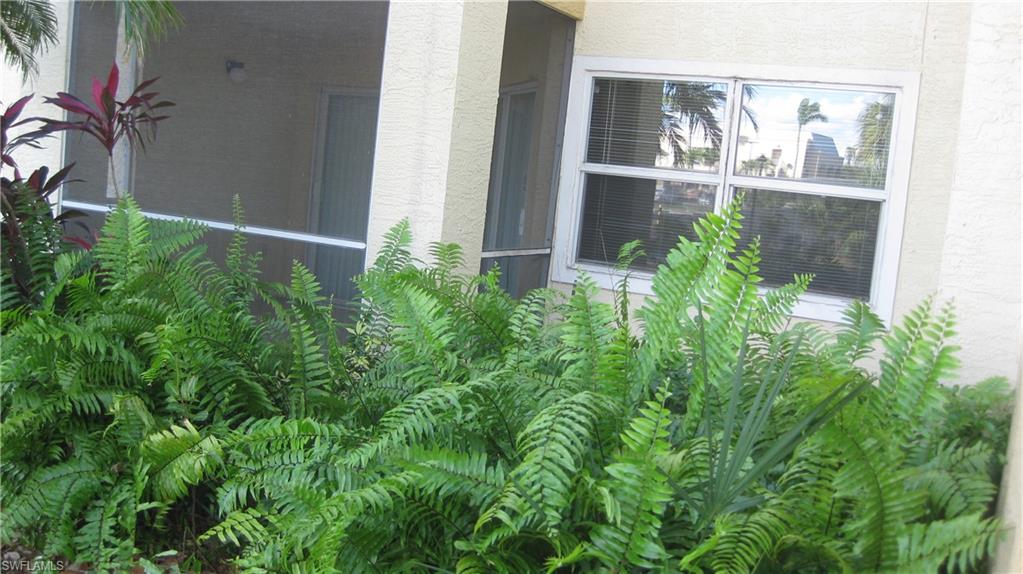 VENETIAN PALMS - Residential