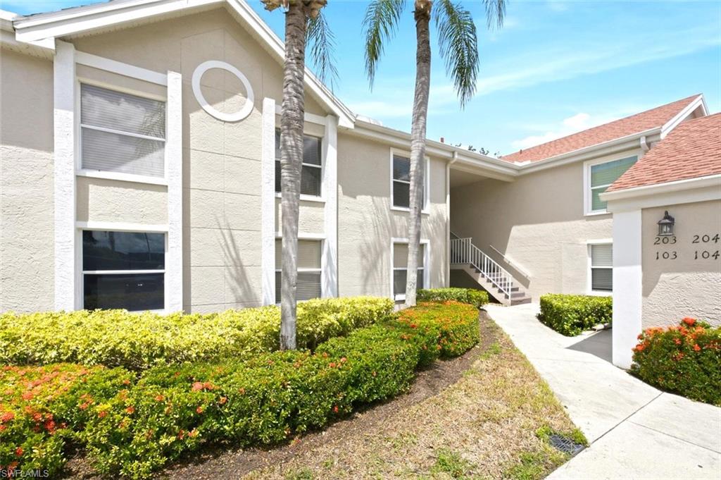 9856 Luna CIR 204