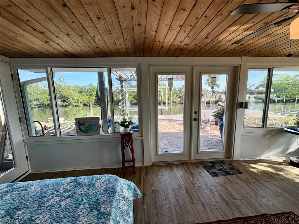 CROWS 2ND PLAT OF MATLACHA - Residential