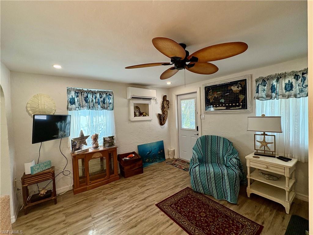 CROWS 2ND PLAT OF MATLACHA - Residential