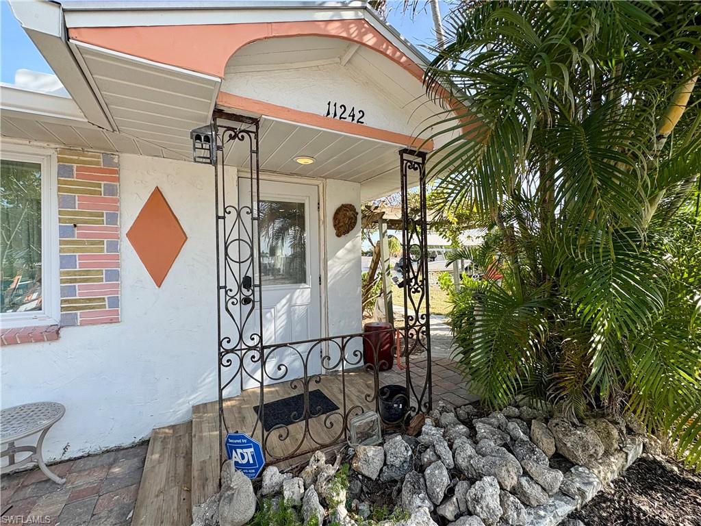 CROWS 2ND PLAT OF MATLACHA - Residential