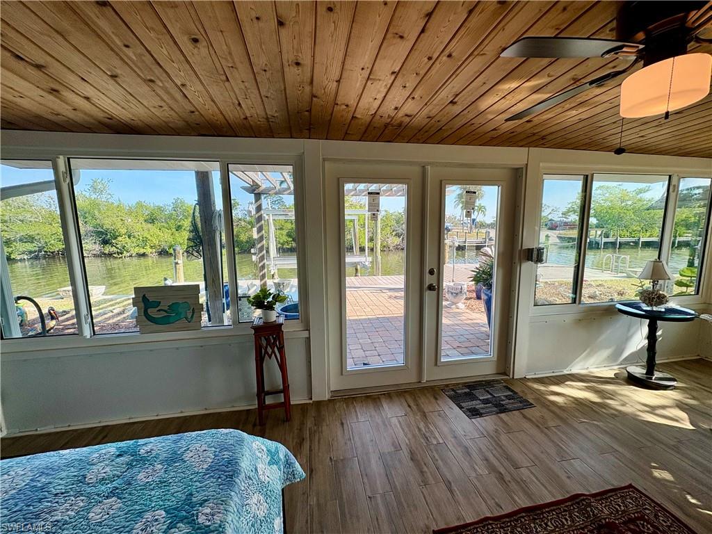 CROWS 2ND PLAT OF MATLACHA - Residential