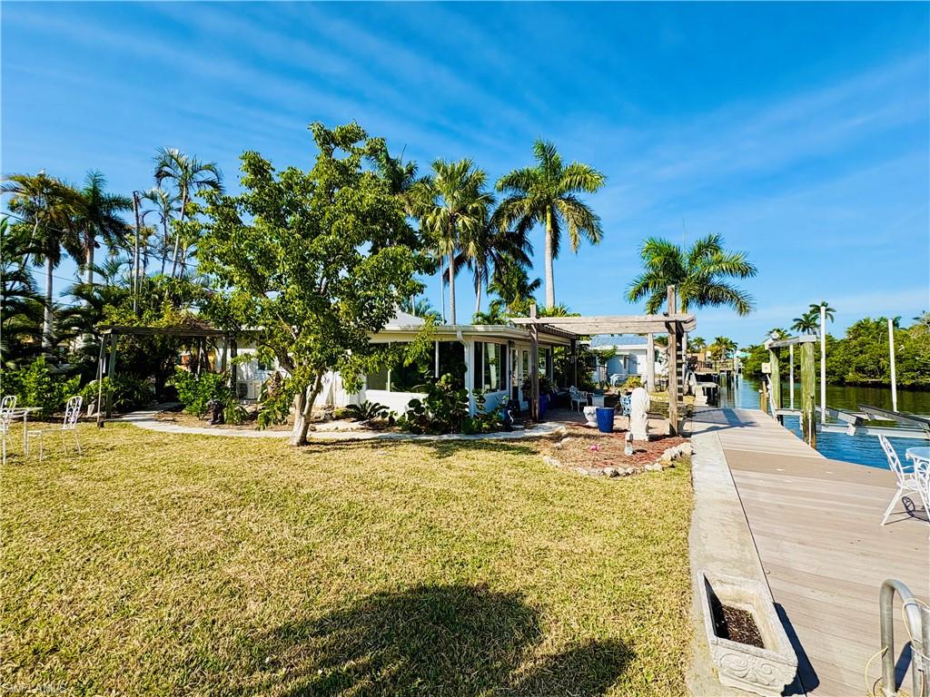 CROWS 2ND PLAT OF MATLACHA - Residential