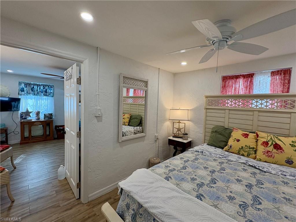 CROWS 2ND PLAT OF MATLACHA - Residential