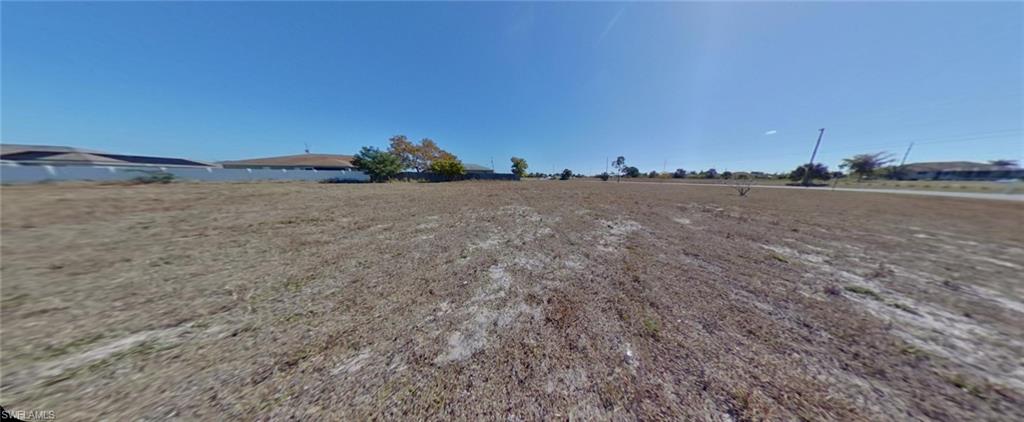 CAPE CORAL - Land