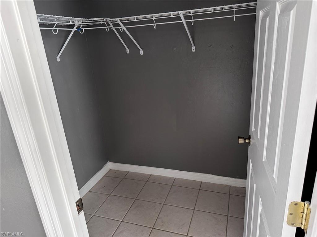 SAN CARLOS PARK - Residential Lease