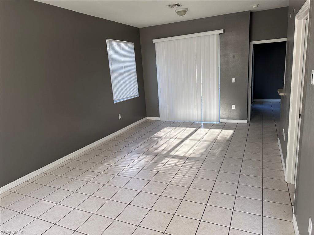 SAN CARLOS PARK - Residential Lease