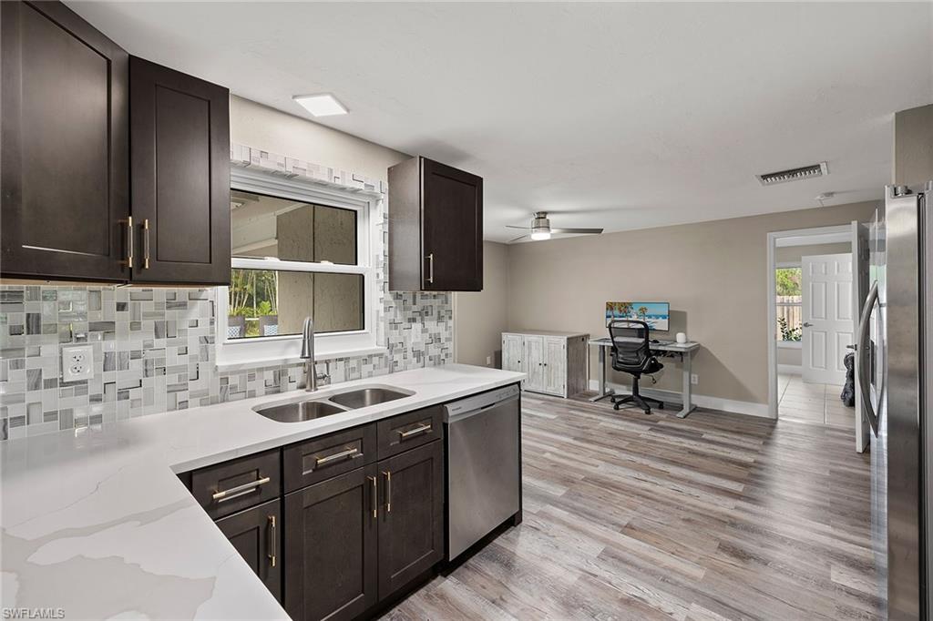 COTTAGE POINT SUBD - Residential