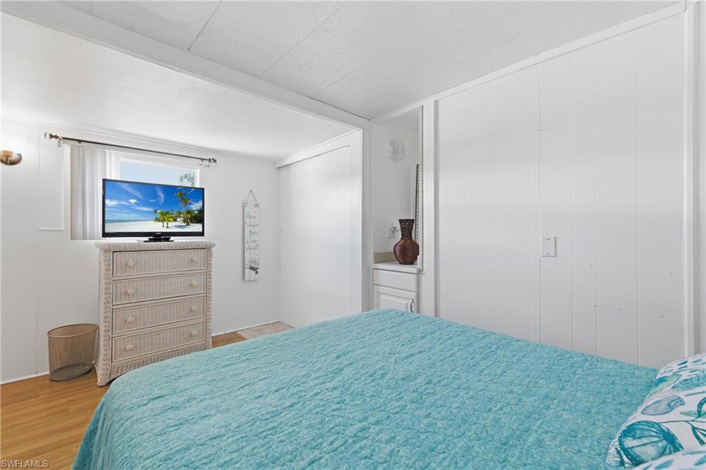 FOREST PARK MOBILE HOME - Residential