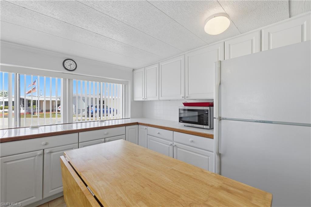 FOREST PARK MOBILE HOME - Residential