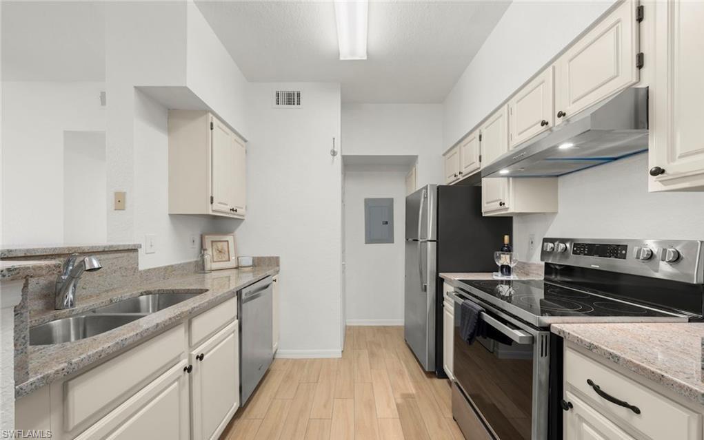 THE TIDES AT PELICAN LANDING - Residential Lease