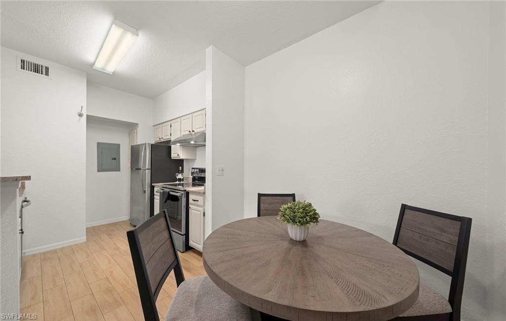 THE TIDES AT PELICAN LANDING - Residential Lease