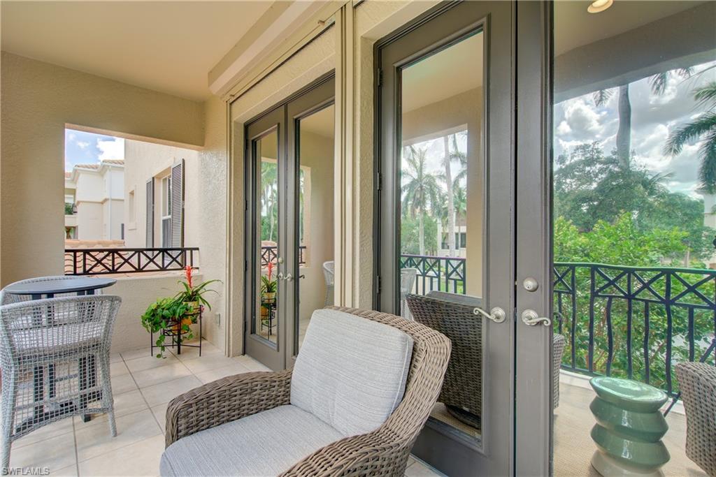 2855 Tiburon BLVD E 102