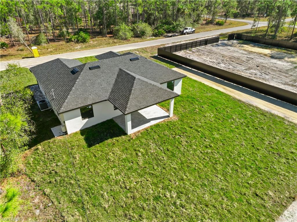 900 BUILDING - Residential