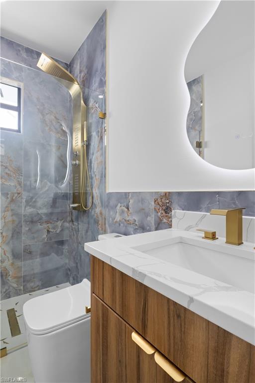 900 BUILDING - Residential