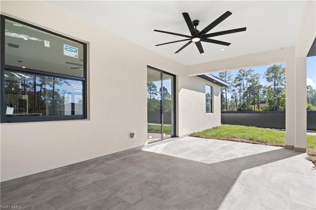 900 BUILDING - Residential