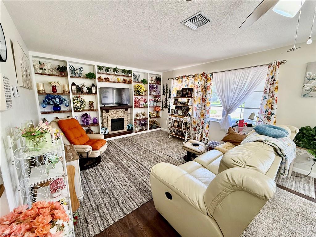 WEDGEWOOD - Residential