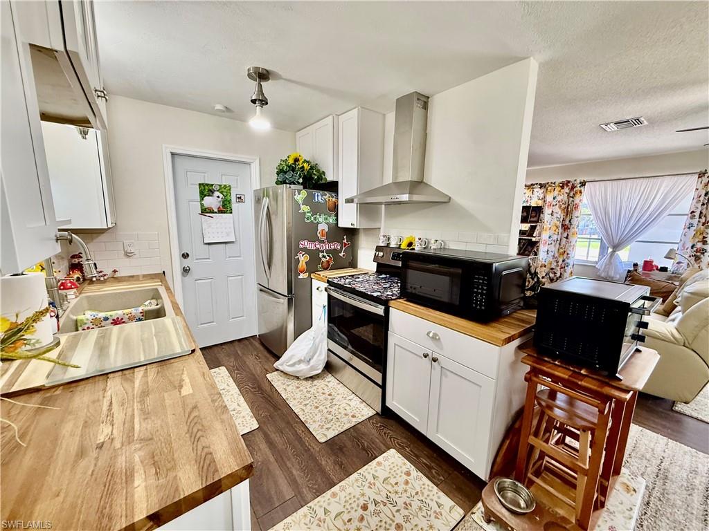 WEDGEWOOD - Residential