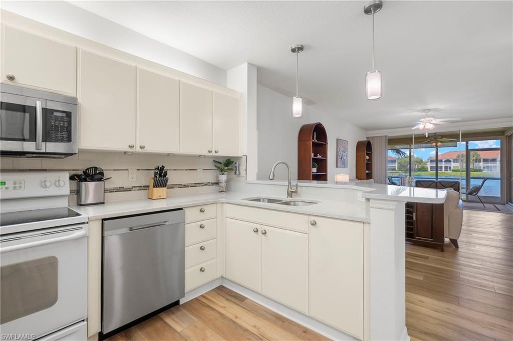 LIGHTHOUSE BAY - Residential Lease