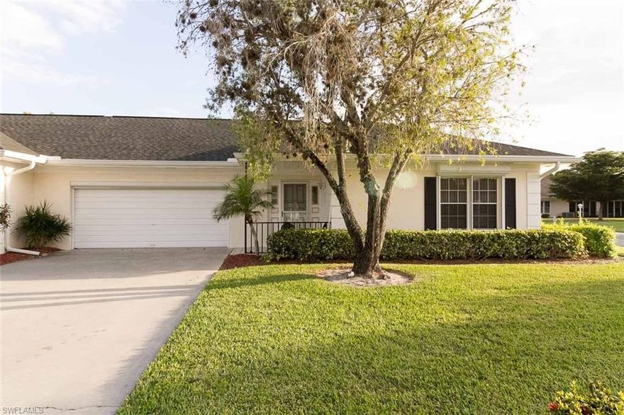 Great location in the gated community of Brandywine. This is the Arcola floor plan, end unit. Freshly painted, with brand new carpet just installed. Kitchen has pull out cabinets, with new butcher block counter top. Trash compactor has been replaced with new pull out cabinet for your trash and recycle. New microwave and thermostat. 2 car garage with laundry and  skeeter beater. Enjoy entertaining or drinking your morning coffee while sitting in your enclosed Florida room.
Brandywine is an active 55+ with 2 community pools, tennis courts, exercise room, hot tub, and pickleball!