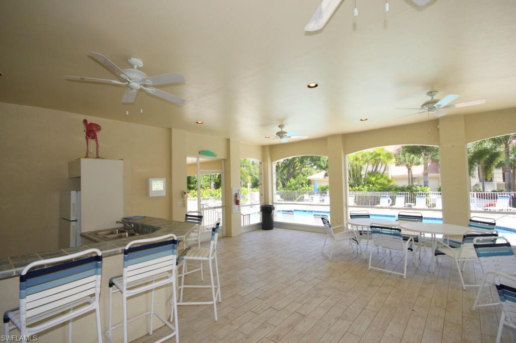 THE HAMPTONS - Residential