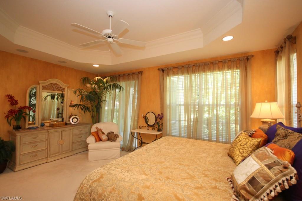 THE HAMPTONS - Residential