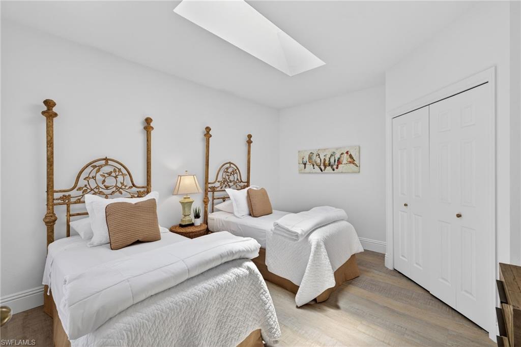 VILLA FLORESTA - Residential