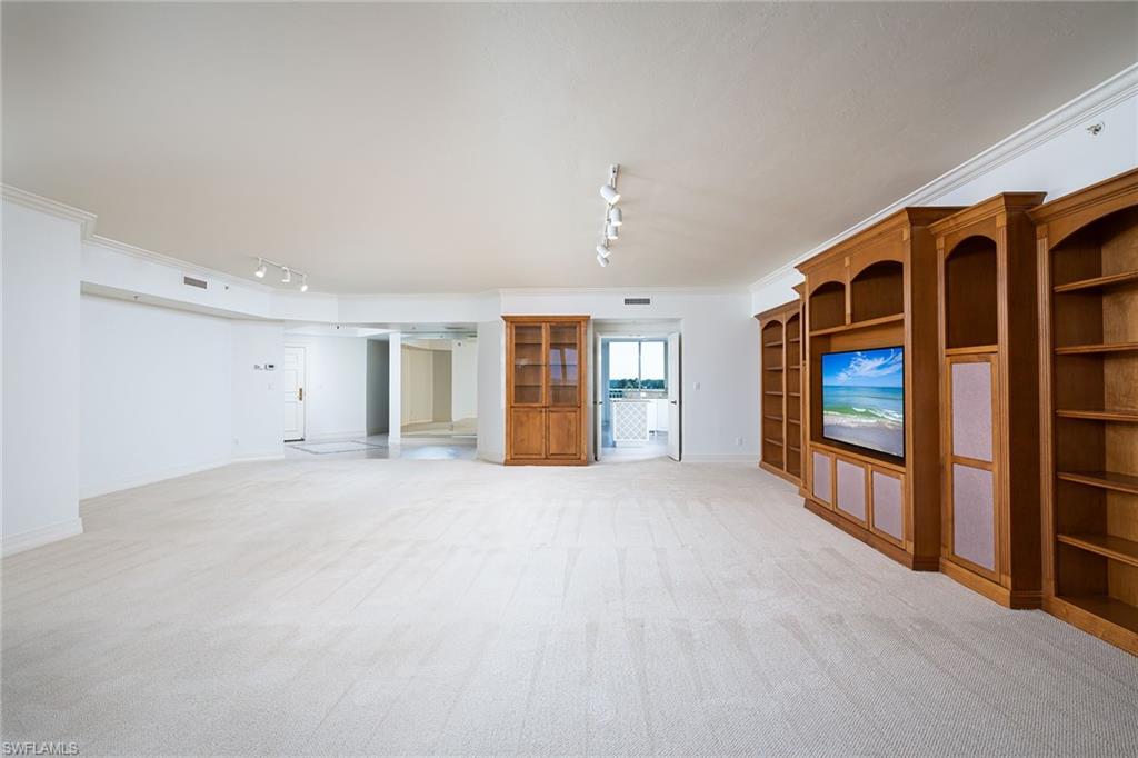 PELICAN ISLE - Residential