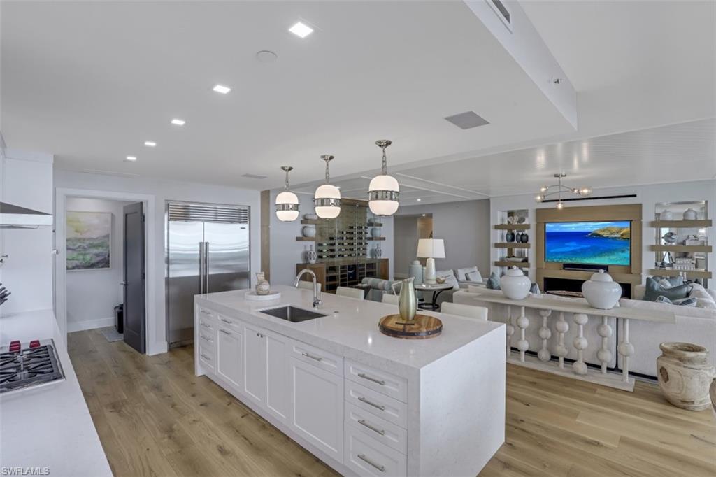 KALEA BAY TOWER 100 - Residential