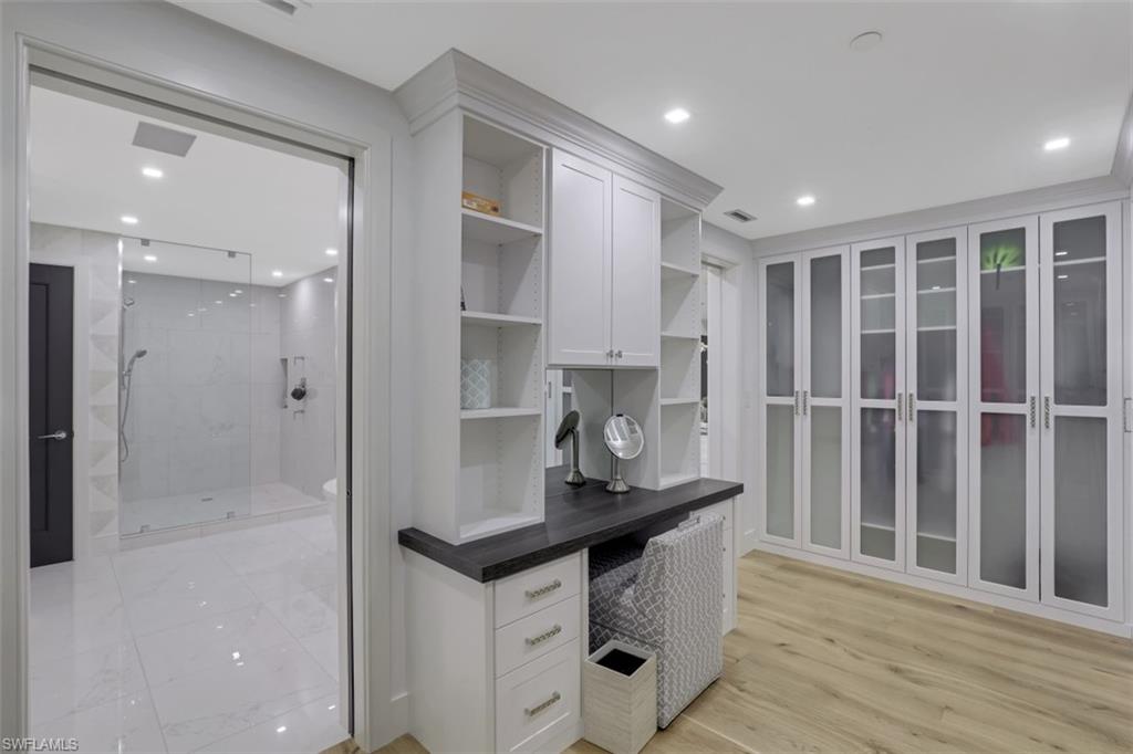 KALEA BAY TOWER 100 - Residential