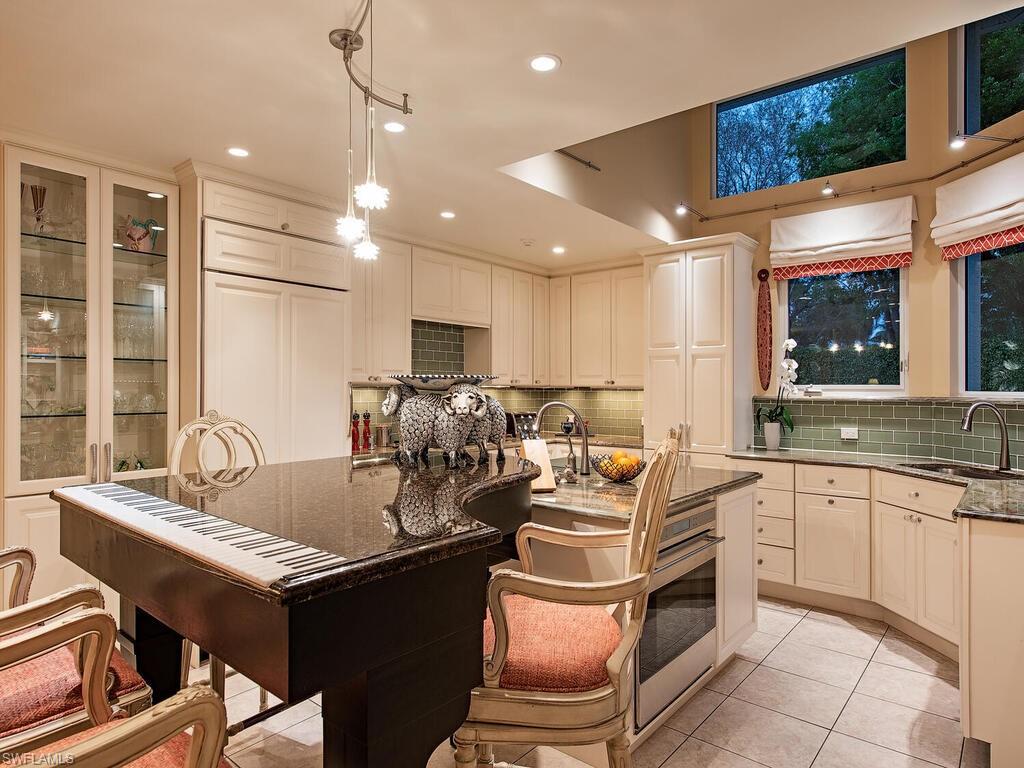 GULF HEIGHTS - Residential