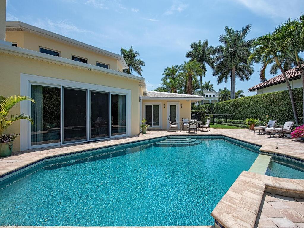 GULF HEIGHTS - Residential