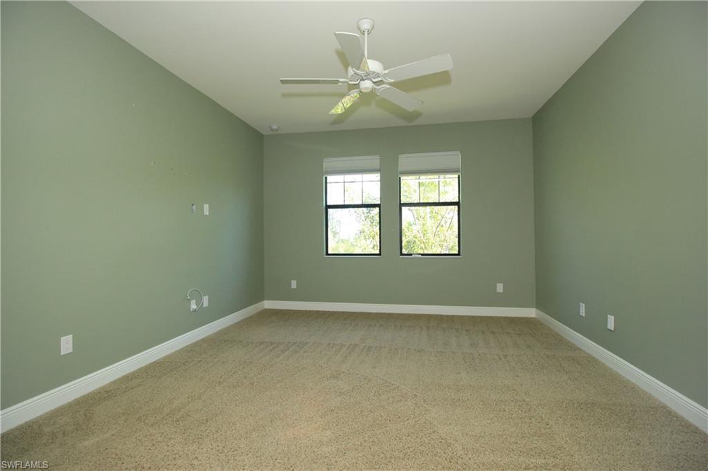 COACH HOMES AT LIVINGSTON LAKES - Residential