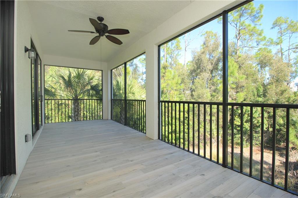 COACH HOMES AT LIVINGSTON LAKES - Residential