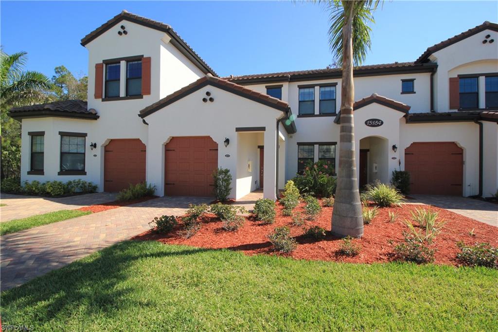 COACH HOMES AT LIVINGSTON LAKES - Residential