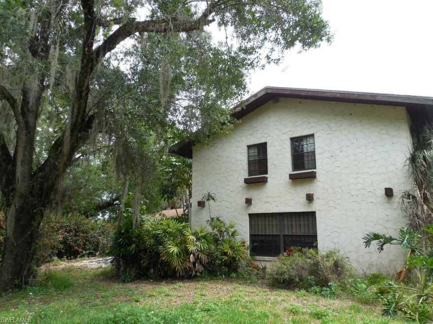 Seller will purchase a 1 Year Home Warranty on all Major Appliance and Pool Heating Equipment.  This is a beautiful Pool Home in Briarcliff on over an acre of land.  Sits far enough back from Briarcliff Road that if serenity is what you want, that's what you get. This home has Southern Charm in need of some TLC.  Owner is offering a Price Reduction from last years sale price of $349K. The buyer can have improvements to be done to the Buyers taste.   This home is a real Gem in the rough with plenty of room inside and outside. This home even has a private wing with a bedroom and room used as a private office, which can be converted back to a bedroom.   Heated Pool with Spa ideal for entertaining.  Have a BBQ with plenty of room for mingling or just relaxing.  This is on over 1.25 acres...Plenty of room for a Mother-in-Law Suite or a Storage Facility or even a Work Shop in a Garage can be built on the large backyard. 2 car garage with storage available now.