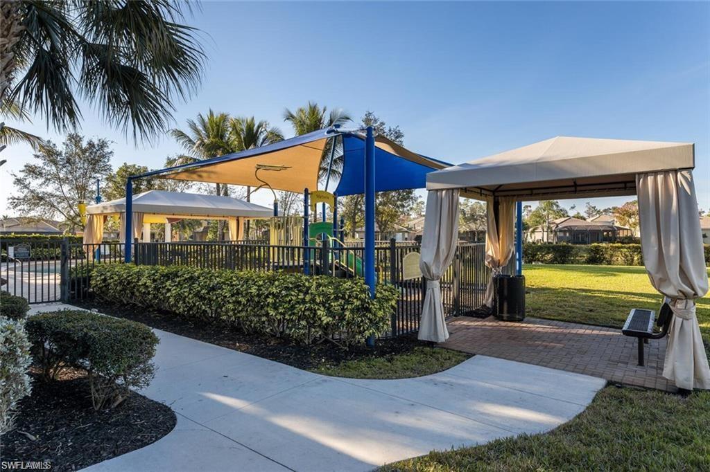 MARBELLA LAKES - Residential