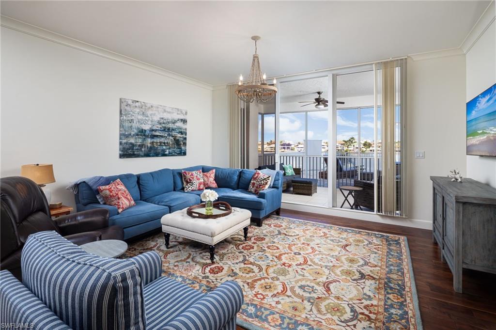 REGATTA - Residential