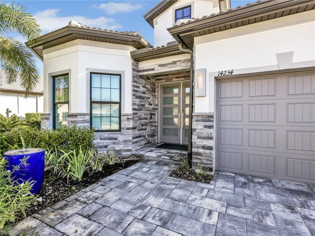 CORKSCREW SHORES - Residential