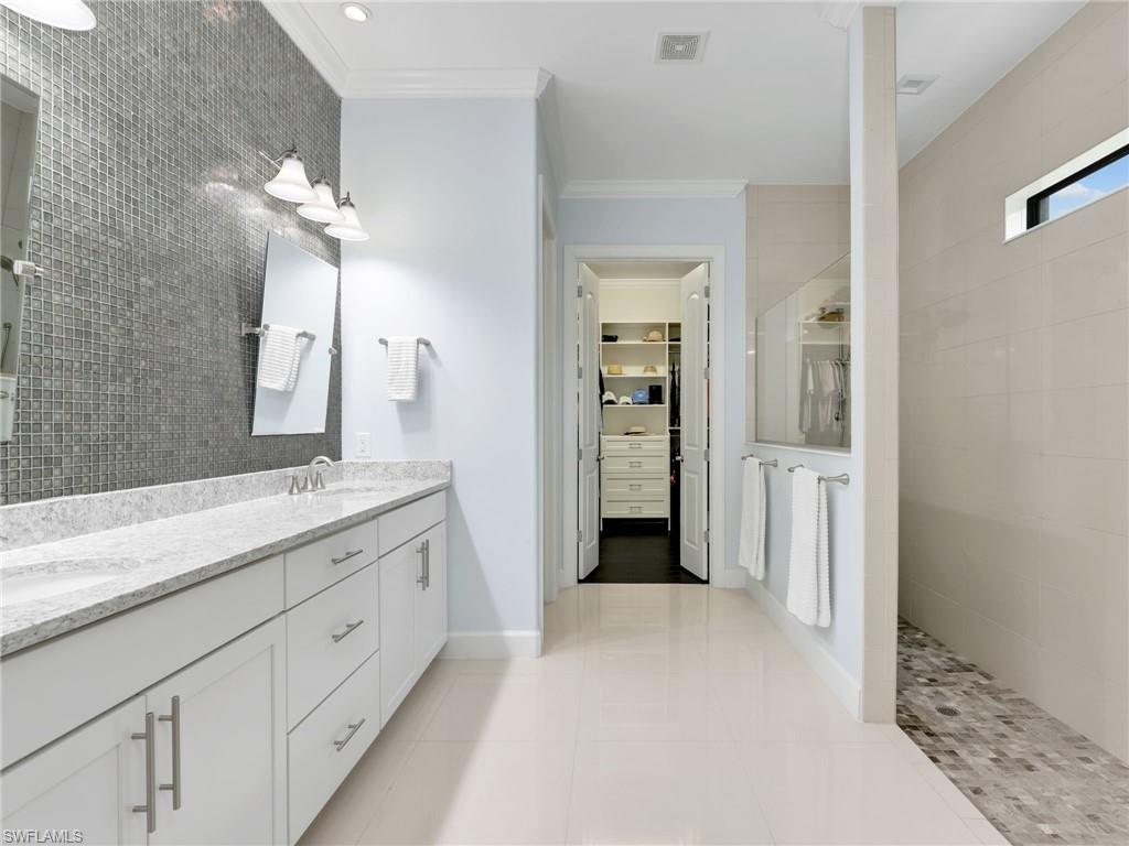 CORKSCREW SHORES - Residential