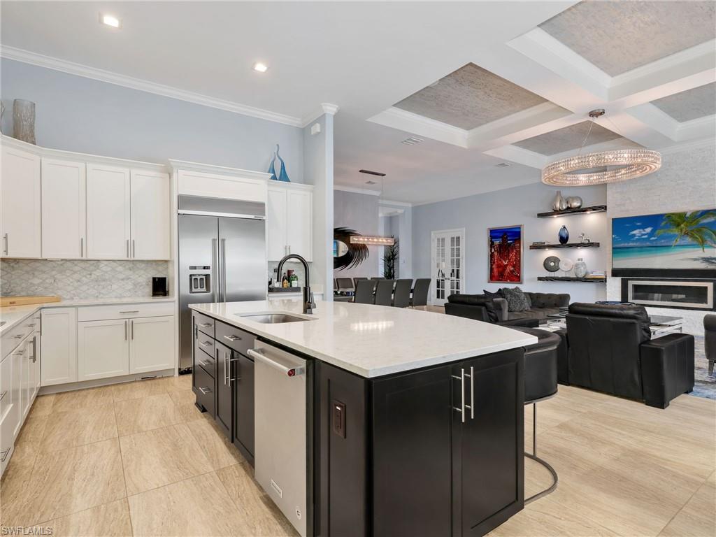 CORKSCREW SHORES - Residential