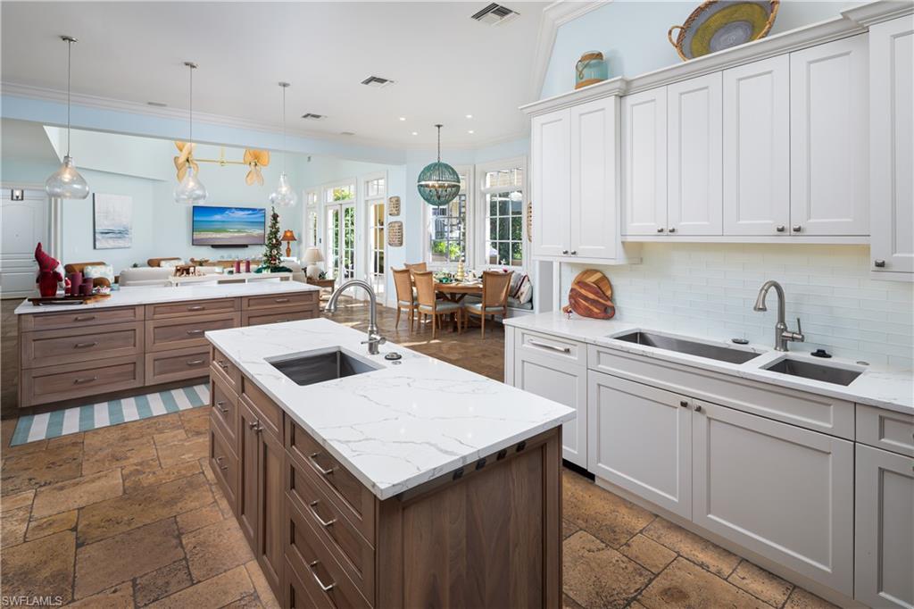 CREEKSIDE - Residential