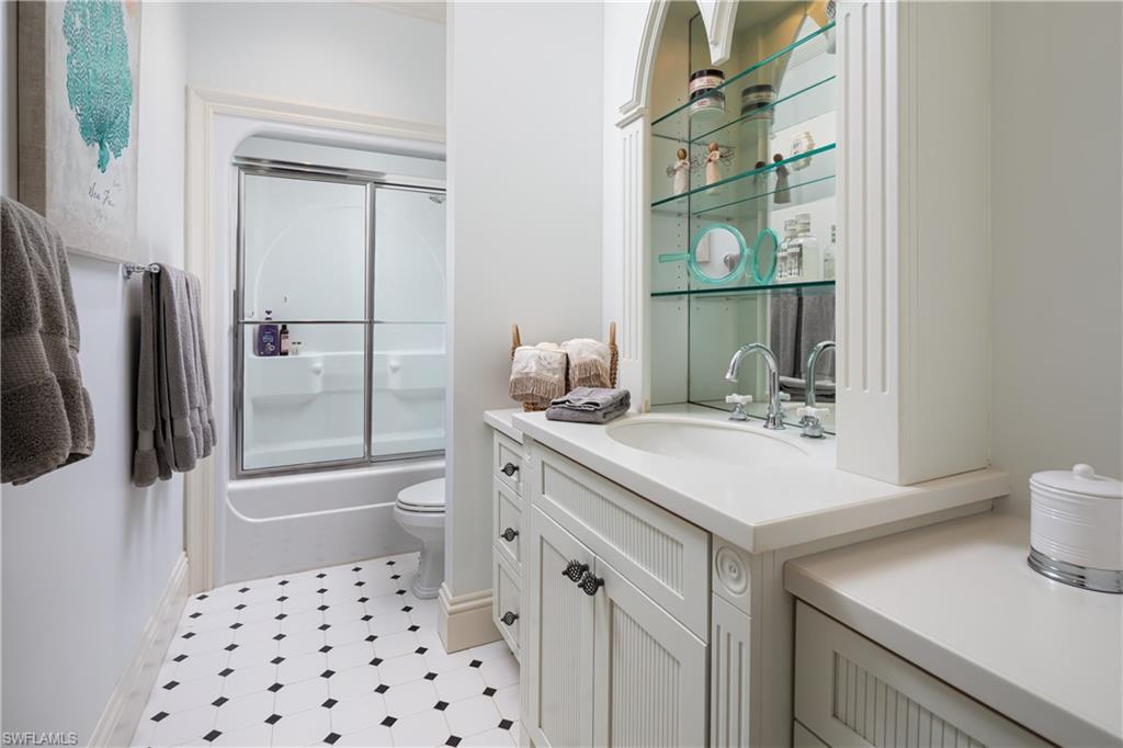 CREEKSIDE - Residential