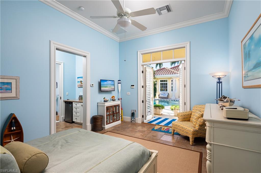 CREEKSIDE - Residential