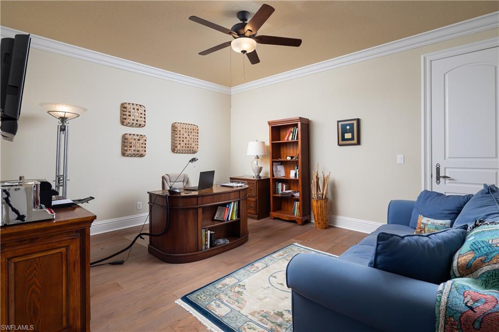 CREEKSIDE - Residential