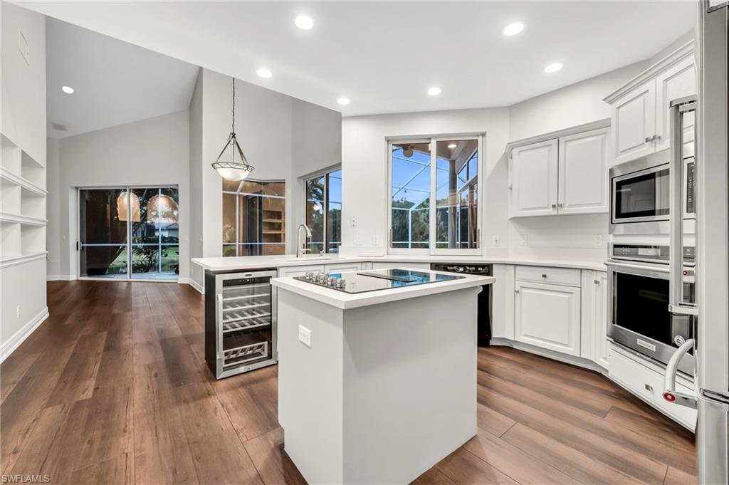 9736 Wilshire Lakes BLVD